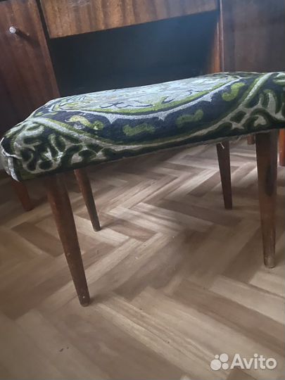 Трельяж с пуфиком