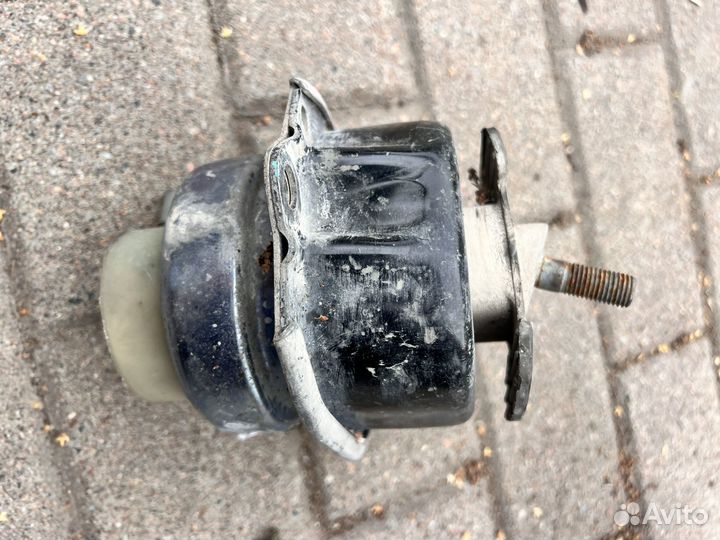 Bmw x5 f15 m50d подушка двигателя