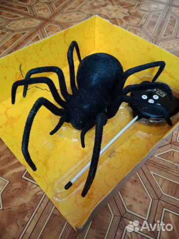 Игрушка на пульте управления