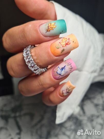 Наращивание ногтей на дому