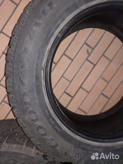 Goodyear UltraGrip 500 265/60 R18 110T