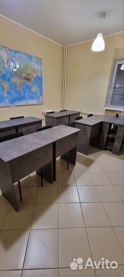 Столы стулья комоды