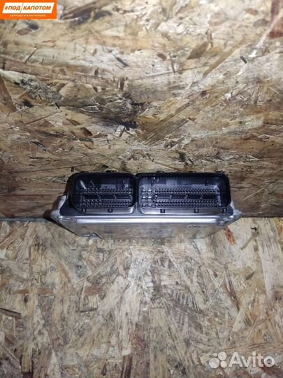 Блок управления двигателем Volkswagen 03C906027G