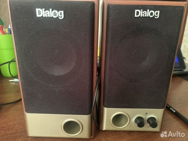 Колонки Dialog