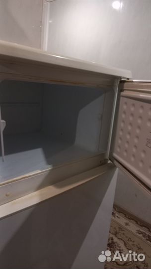 Холодильник бу маленький