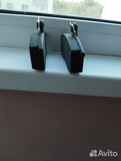 Тормозные колодки на priora