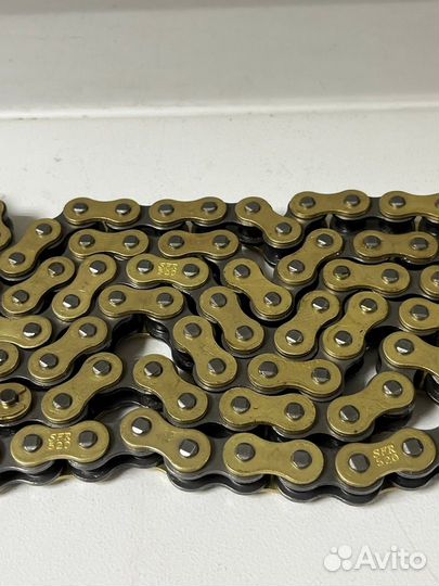 Цепь приводная 520 120L SFR золотая