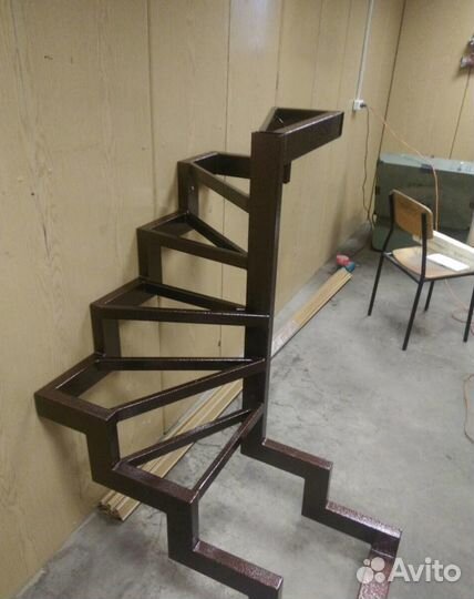 Металлокаркас Лестницы на Дачу