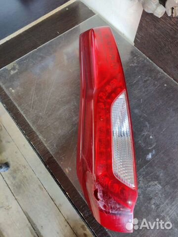 Фонарь задний левый Nissan x trail t 31