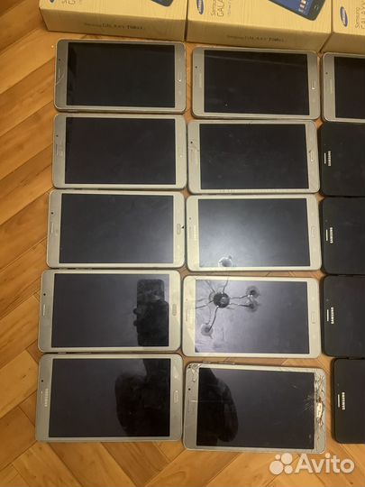 Планшеты с закрытия офиса отл. состояние