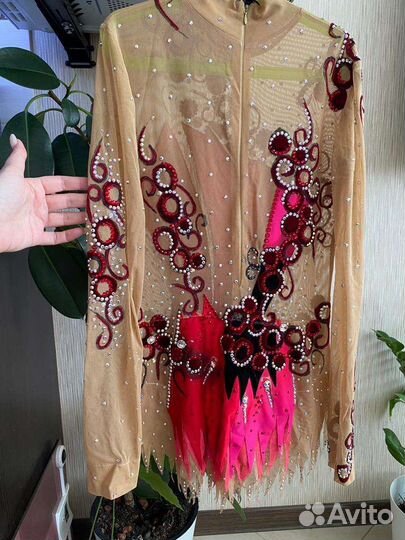 Купальник для художественной гимнастики