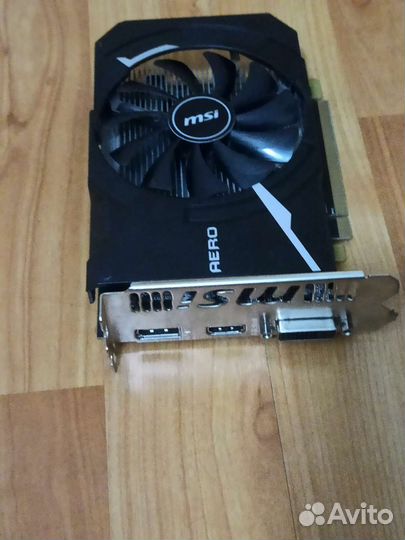 Видеокарта MSI Radeon RX 550 aero ITX 4GOC