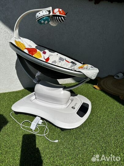 Кресло-качалка 4moms mamaroo 3.0