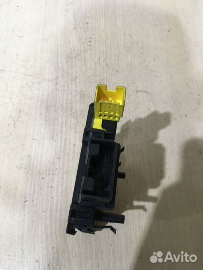 Блок подрулевой VW Passat B6