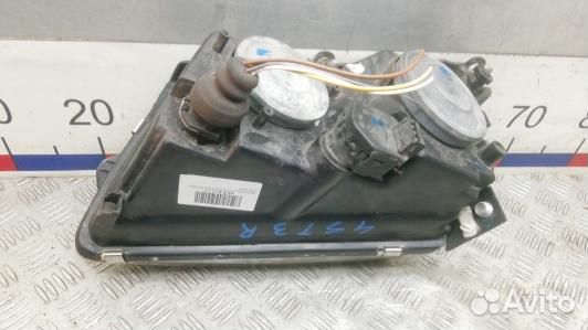 Фара правая volkswagen passat B5 (4ST03MU01)