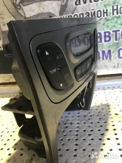 Рамка магнитолы Hyundai Santa Fe