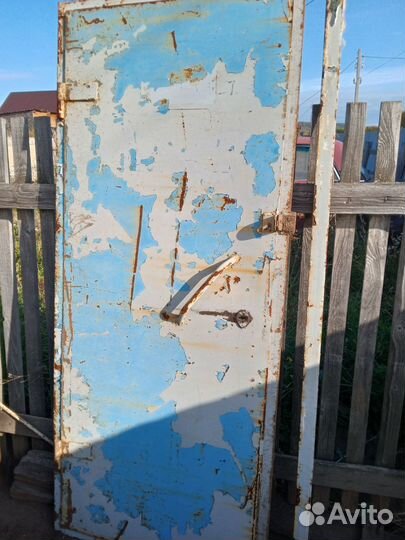 Металлическая дверь бу 80/2000