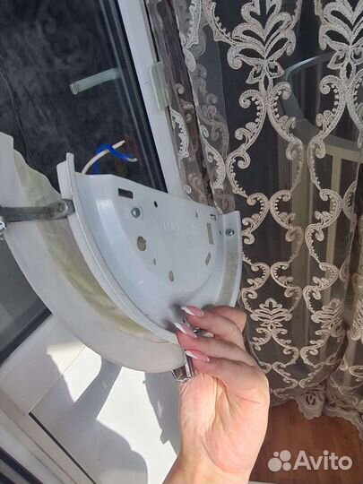 Настенный светильник бра