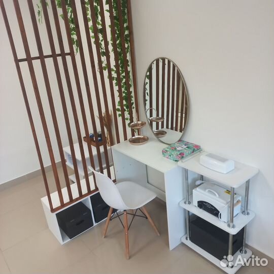 Аренда кушетки для наращивания ресниц