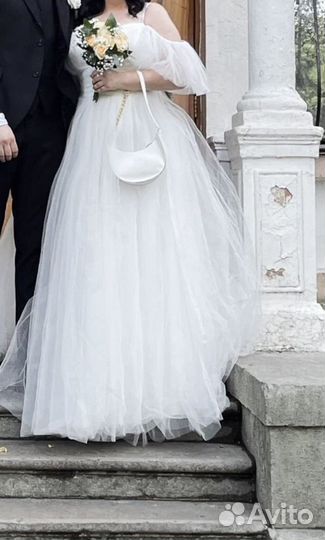 Свадебное платье новое с корсетом