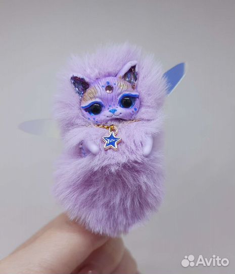 Миниатюрный кот