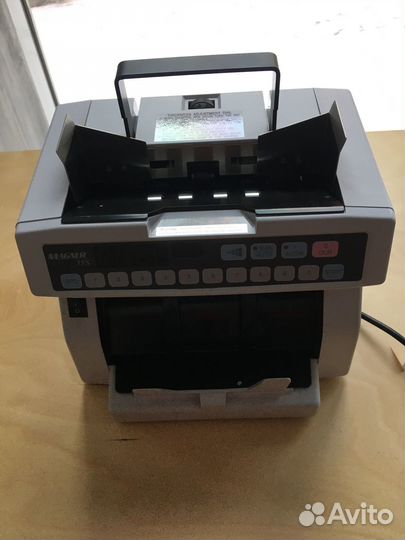 Счетчик банкнот Magner 35S