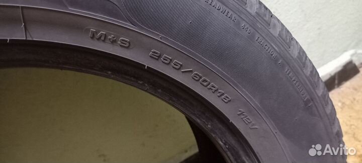 Goodyear EfficientGrip 255/60 R18