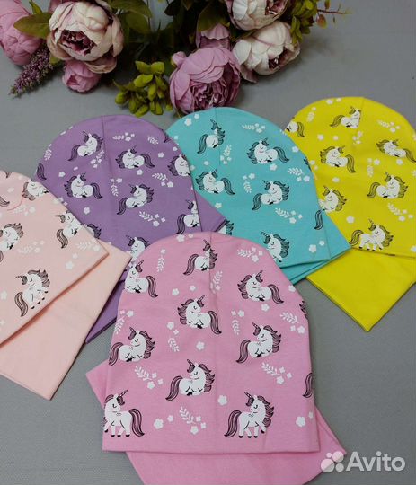 Комплект для девочки шапка и снуд