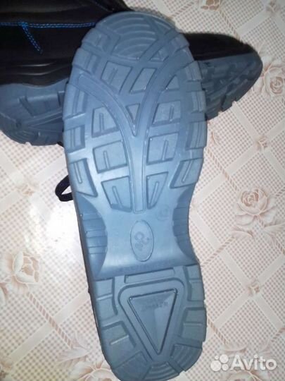 Зимние ботинки