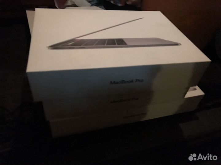 Apple MacBook Pro 2019 (коробка)
