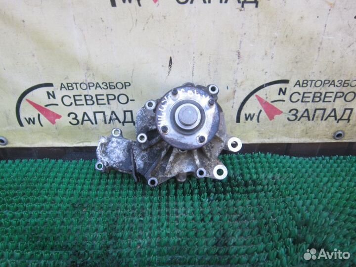 Toyota Hilux Насос водяной помпа
