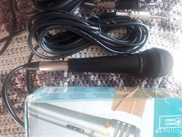 Микрофоны студийные,2 шт.,новые,с коробкой