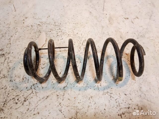 Пружина задняя Toyota Corolla E150 2006-2013