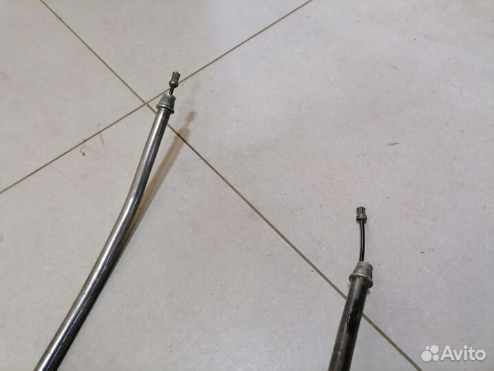 Тросик ручного тормоза Renault Megane II 2003-2009