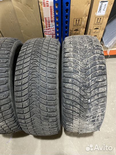 Michelin X-Ice North 3 215/55 R17 98T
