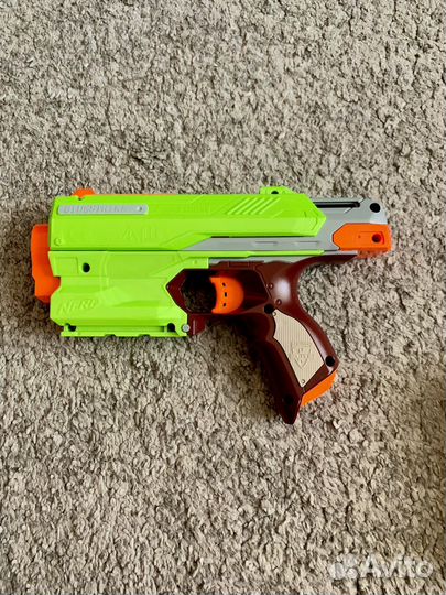 Игрушечный пистолет Nerf