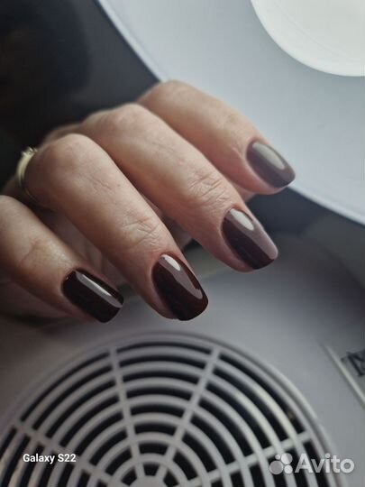 Маникюр с покрытием гель лак, наращивание ногтей