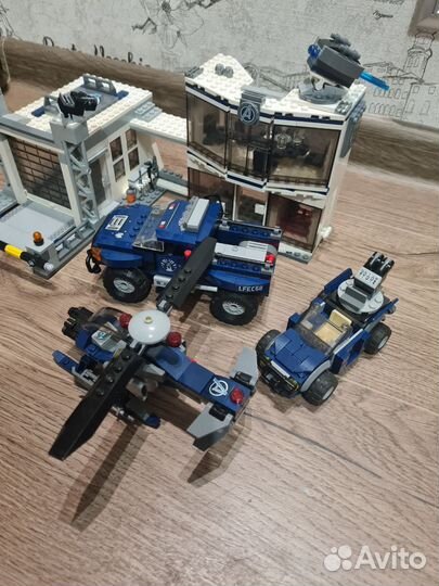 Lego marvel 76131 + 6867