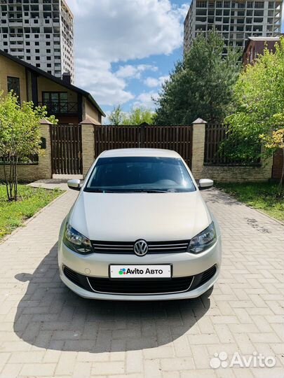 Volkswagen Polo 1.6 AT, 2012, 136 000 км