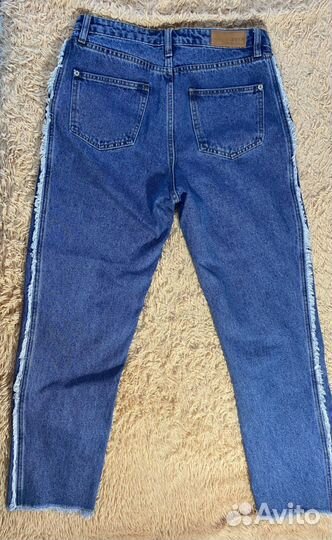 Джинсы женские