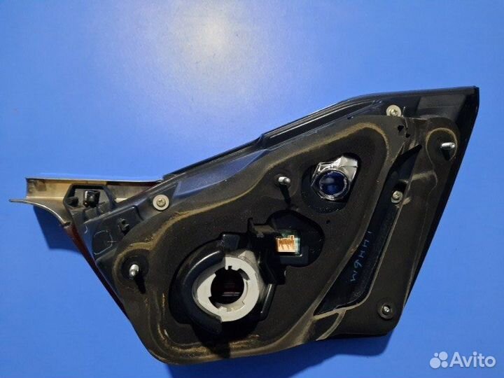 Фонарь задний левый Toyota Camry V55 2012+2017