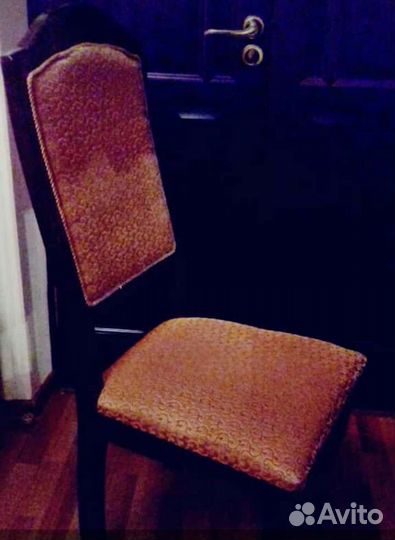 Стол со стульями б/у