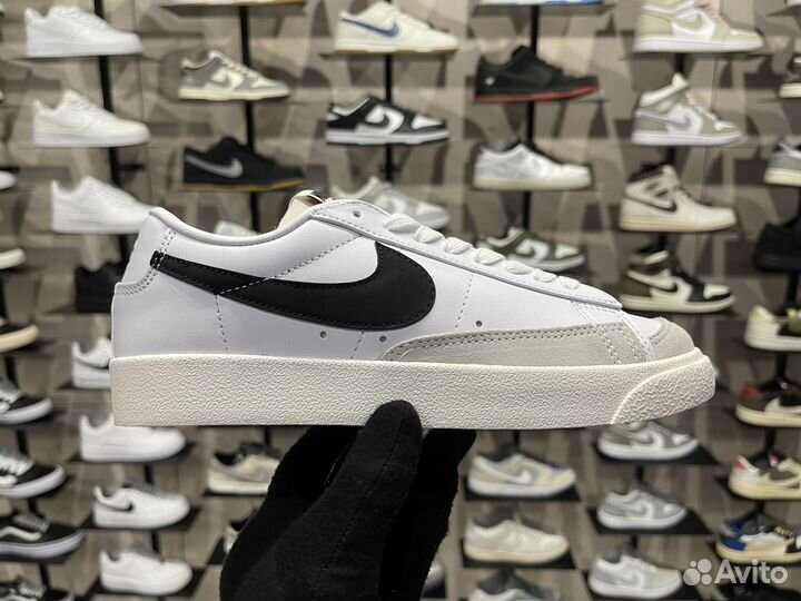 Кроссовки Nike Blazer Low '77 Vintage White-Black