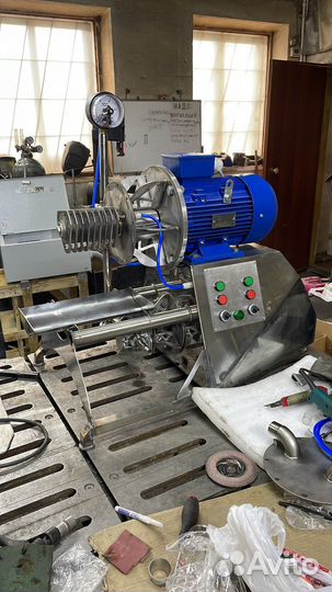 Смесительное оборудование. Диссольвер