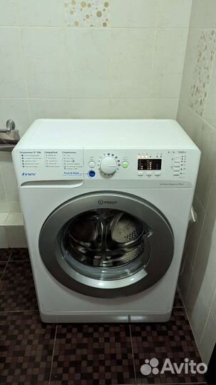 Стиральная машина Indesit на 5 кг