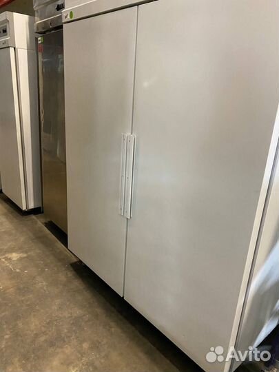 Морозильный шкаф