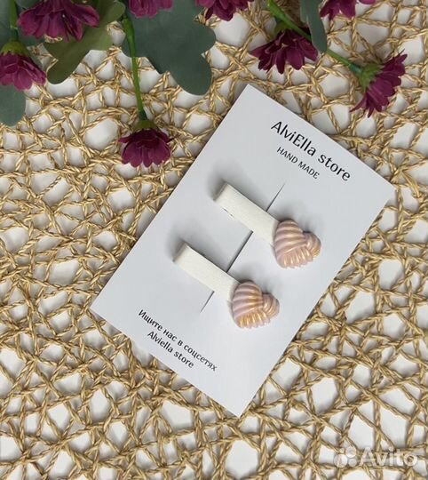 Заколка для волос из смолы ручная работа