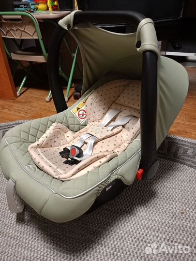 Переноска для новорожденных автомобильная