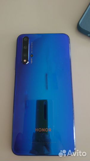 HONOR 20, 6/128 ГБ