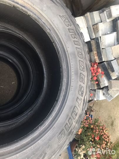 Bridgestone Blizzak DM-V1 265/60 R18